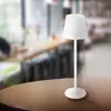 LED-Akku-Tischlampe Vannie, weiß, Höhe 36 cm, IP44