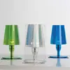 Kartell Take Designer-Tischleuchte, hellblau