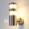 Lindby LED-Außenwandleuchte Lanea, 22 cm, Edelstahl, Sensor