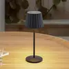 Lindby LED-Akku-Tischleuchte Esali, schwarz, Metall, IP65