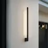 Lindby LED-Wandleuchte Neano, 80cm, schwarz, Metall, IP54