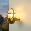 Licht-Erlebnisse Außenwandleuchte Messing Riffelglas E27 IP64 Wandlamp...