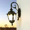 Licht-Erlebnisse Außenwandleuchte Rustikal "Tybr" Antik Aluminium Glas...