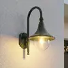 Lindby Außenwandleuchte Daphne, grün, Metall, E27, IP44