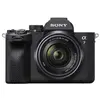Sony Alpha 7 III mit Objektiv FE 28 70mm 1:3.5 5.6 OSS II schwarz