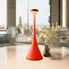 LED-Akku-Tischleuchte Nudrop, IP54, feuerrot