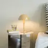Tischleuchte Ellen Mini aus Metall, gelb