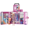 Mattel® Handpuppe Barbie Traumkleiderschrank und blonde Puppe, über 60...