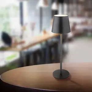 LED-Akku-Tischlampe Vannie, schwarz, Höhe 36 cm, IP44