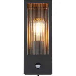 LED Außen Wandleuchte, schwarz, Glas, Bewegungsmelder, H 32 cm