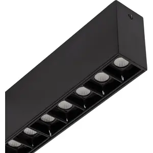 LED-Strahler Lineal Optic Oberfläche 400mm 24W 4000K tralweiß