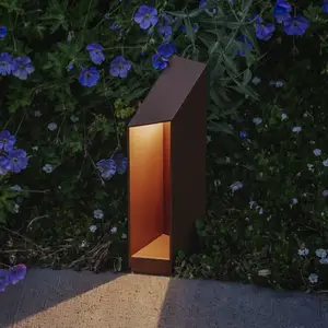 MARSET LED-Sockellampe Domus Höhe 26 cm, rostbraun Aluminium