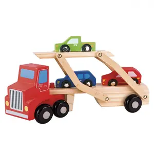 Tachan Holzlastwagen