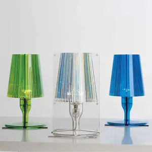 Kartell Take Designer-Tischleuchte, hellblau günstig