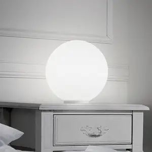 Ideal Lux Tischleuchte Mapa, Ø 20 cm, Opalglas, Kugel, E27