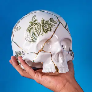SELETTI Skulptur Kintsugi Skull, weiß, Porzellan, Gold günstig