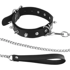 Verstellbares Schwarzes Halsband Mit Ring, Spikes Und Band günstig