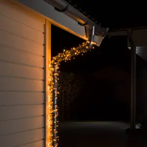 Konstsmide LED-Lichterkette außen 200-fl. schwarz/bernstein