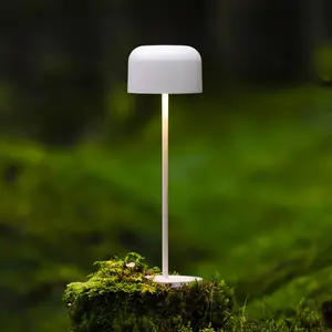 LED-Akku-Tischlampe Lille, Höhe 36 cm, weiß, IP54, USB