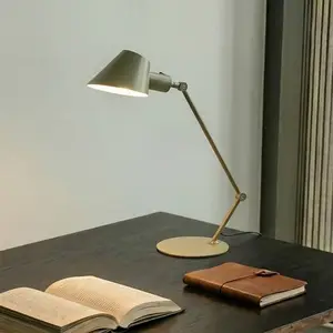 Lindby Tischleuchte Corali, hellgrün, Metall, Höhe 64cm günstig