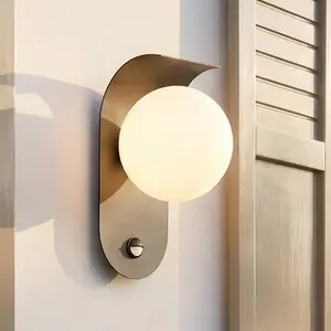 Lindby LED-Außenwandleuchte Lacie, Sensor, schwarz/weiß, Alu