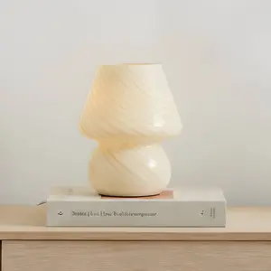 Lindby Tischleuchte Andriana, gelb/weiß, Glas, Ø 15 cm günstig