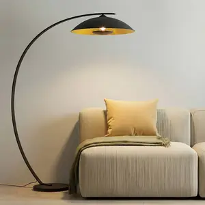 Lindby Bogenstehlampe Emilienne, schwarz, goldfarben, 180 cm günstig