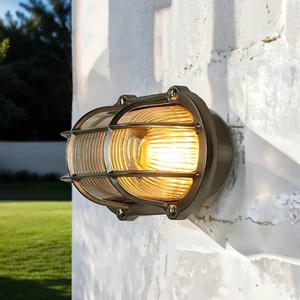 Licht-Erlebnisse Schiffslampe Messing Glas Schirm IP64 in Nickel rostf...