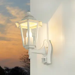 Licht-Erlebnisse Outdoor Wandlampe "Paris" mit Bewegungsmelder Weiß-Go...