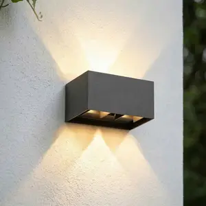 Lindby LED-Außenwandlampe Nivar, eckig, schwarz, 20cm, IP54