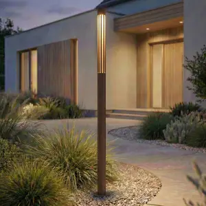 Lindby LED-Wegeleuchte Fjorya, Höhe 90 cm, braun, IP65