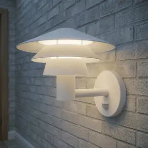 Lucande LED-Außenwandleuchte Montaro, weiß, IP54, Sensor