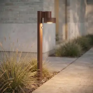 Lucande LED-Wegelampe Elune, braun, Sensor, IP44, Höhe 77 cm