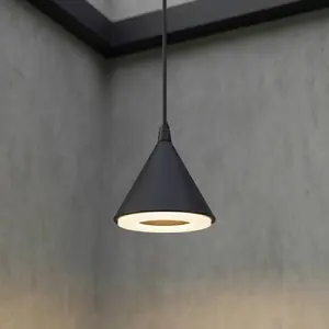 Lindby LED-Außenhängeleuchte Soran, Ø 15 cm, schwarz, IP44