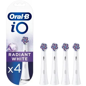 Oral-B iO Radiant 4-teiliges White-Zahnbürstenset günstig