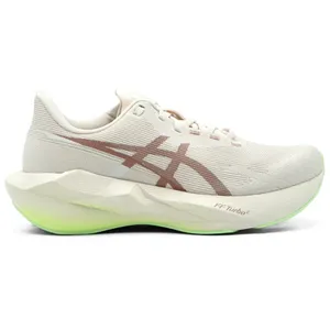 ASICS Novablast 41.5 günstig