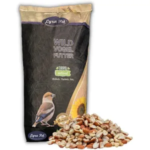 Lyra Pet® Erdnusskerne Splits gemischt blanchiert und mit Haut 25 kg günstig