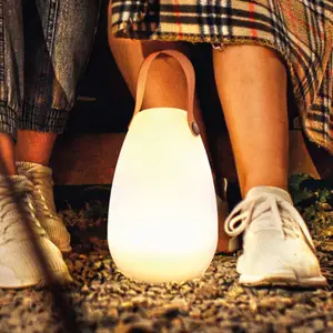 LED-Akku-Tischleuchte Ruby, Ø 14 cm, weiß, IP44, RGB dimmbar