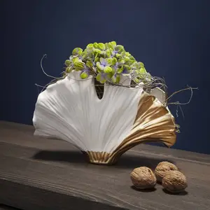 KARE Vase Ginkgo Elegance, Höhe 18 cm, Steinzeug, weiß, gold günstig