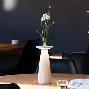 Sigor LED-Akku-Tischlampe Nuflair, beige, IP54, dimmbar, 24 cm günstig