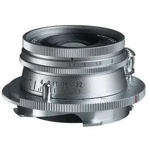 Voigtländer Heliar 40mm / 2.8 VM asph. silber (Leica M, Vollformat), Objektiv, Silber