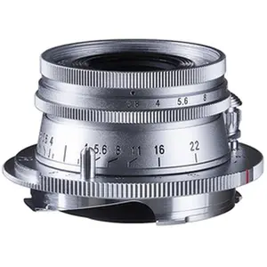 Voigtländer Color-Skopar 28mm / 2.8 VM asph. schwarz (Leica M, Vollformat), Objektiv, Schwarz