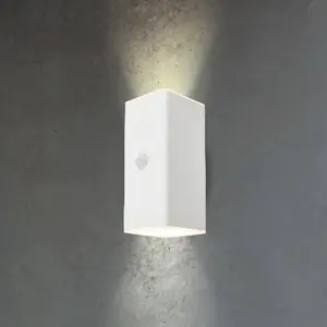 LED-Akku-Außenwandleuchte, weiß, Sensor, up/down
