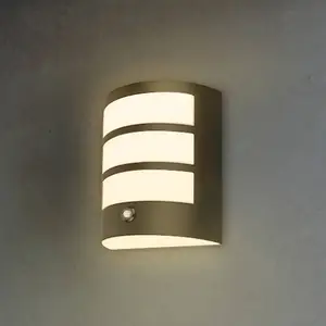 LED-Akku-Außenwandlampe 3793015, schwarz, dimmbar, IP44