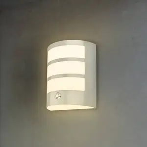 LED-Akku-Außenwandlampe 3793014, chromfarben, dimmbar, IP44