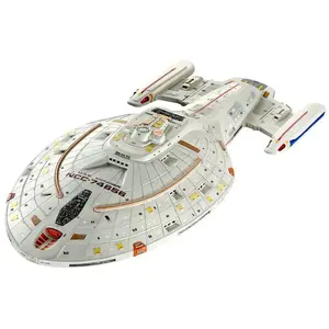 Modell-Figurine 1/670 u.s.s. voyager Revell Star Trek 51 cm günstig