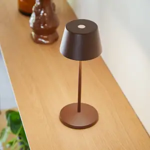 LOOM DESIGN LED-Akku-Tischleuchte Modi Micro, IP65, corten