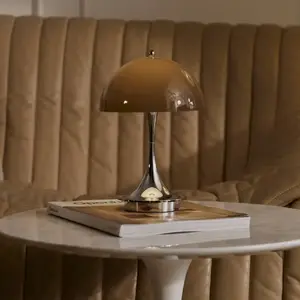 Louis Poulsen Panthella 250 Portable Original, opal-braun