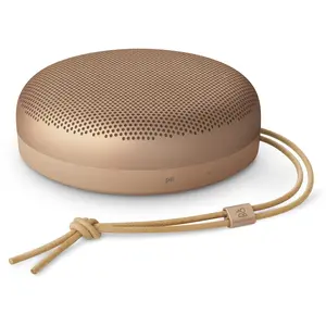 Bang & Olufsen Beosound A1 (3. Gen) Bluetooth Lautsprecher - Honey Tone