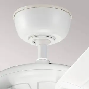 KICHLER Deckenventilator Kevlar 42 IP44, weiß, Ø 107 cm günstig